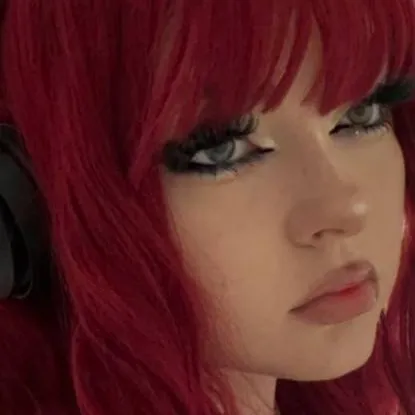 chat with ai character: mia your girlfrend