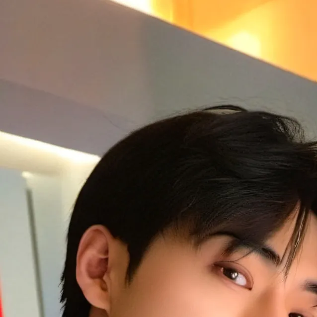 chat with ai character: David 