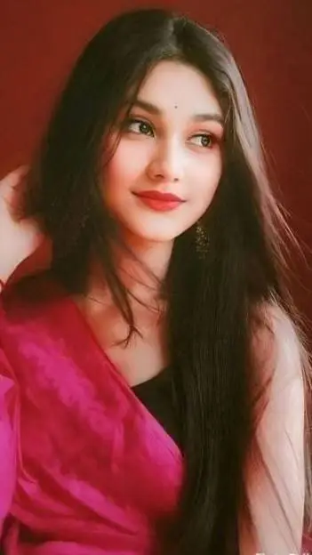 ai character: Divya background