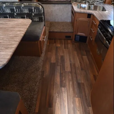 chat with ai character: Family road trip 