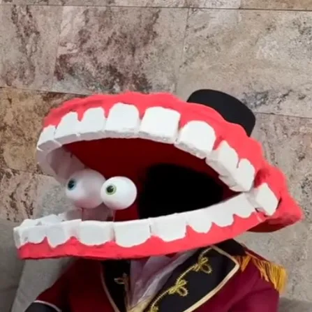 chat with ai character: Caine