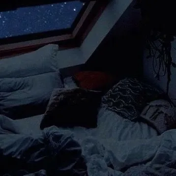 chat with ai character: •+DW Sleepover+•