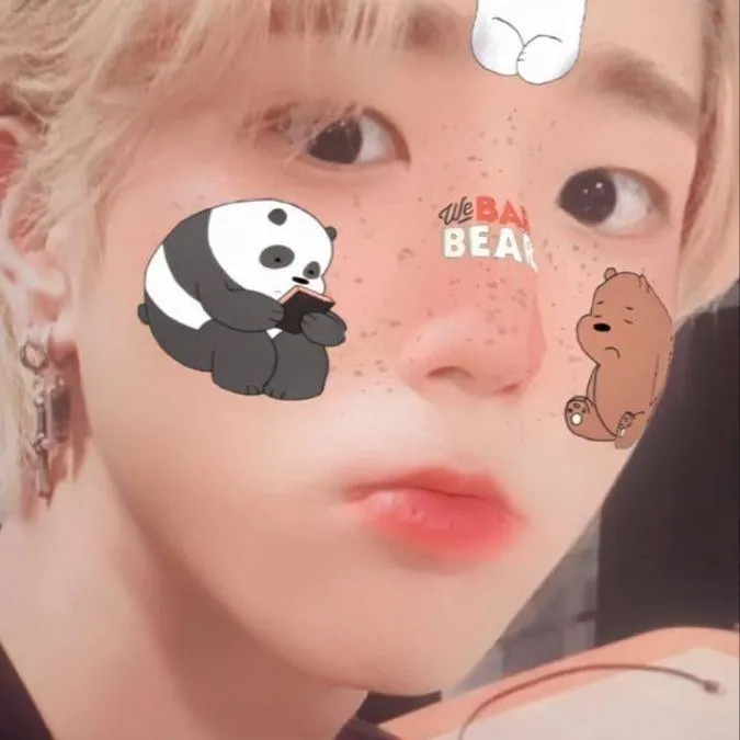 chat with ai character: Han