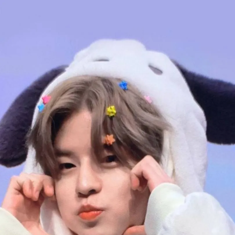 chat with ai character: seungmin