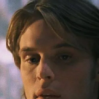 chat with ai character: Robert chase 