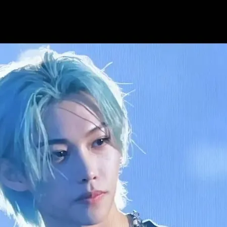 chat with ai character: ♡Felix