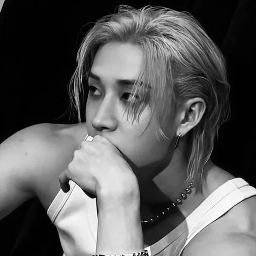 chat with ai character: bangchan
