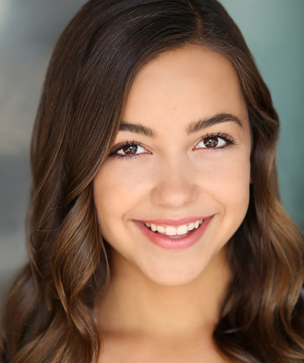 chat with ai character: Megan Richie