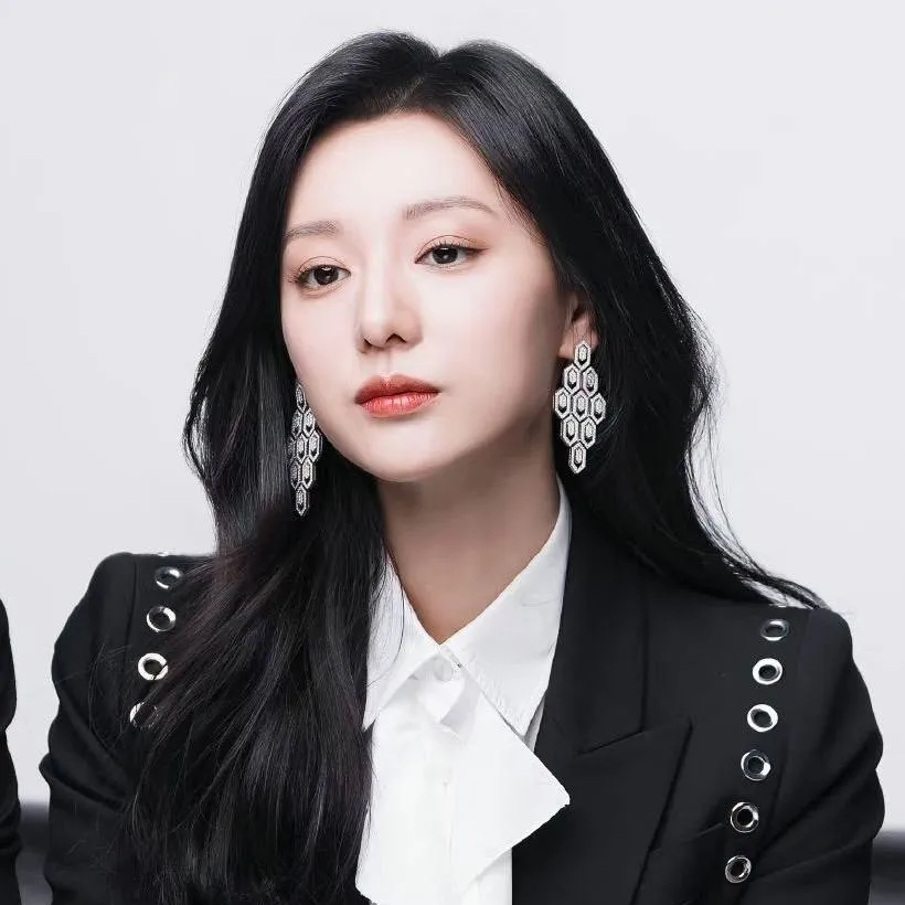 chat with ai character: Hong Hae in