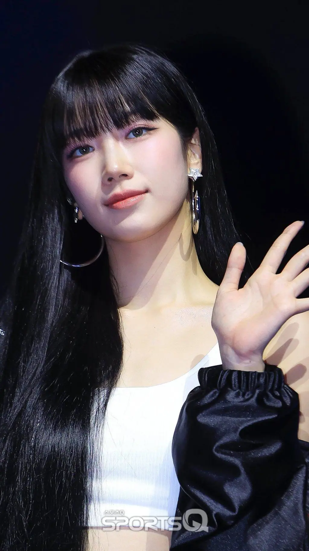 ai character: Kazuha background