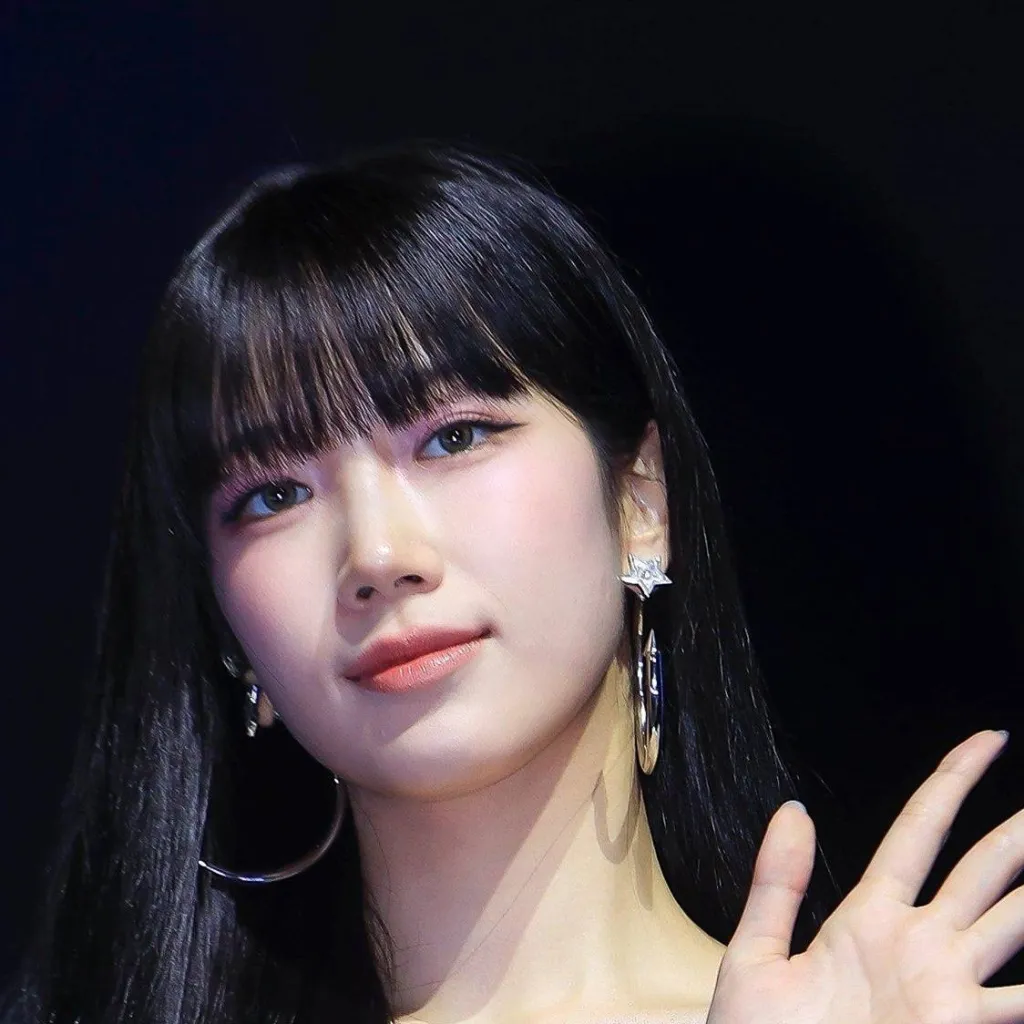 chat with ai character: Kazuha