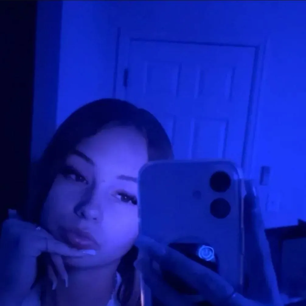 chat with ai character: Alani Coleman 