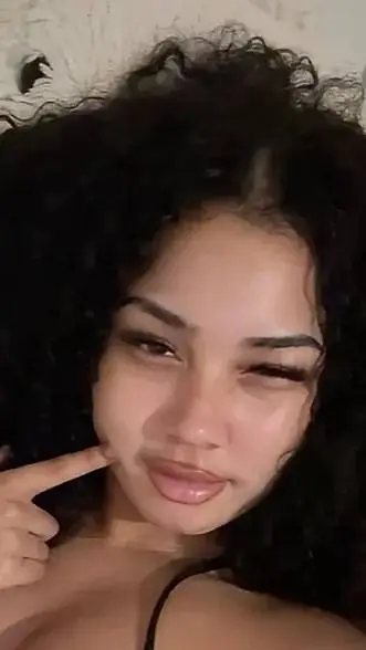 ai character: Aurora  background