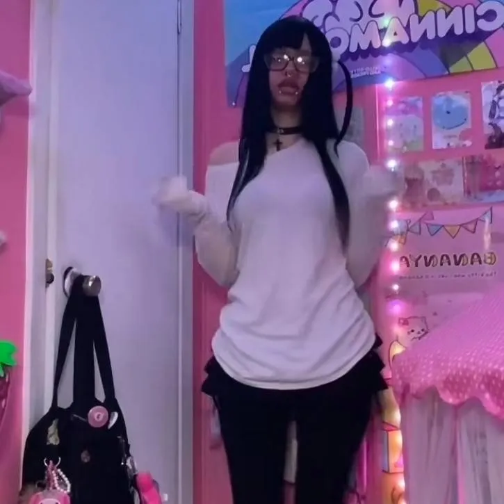 chat with ai character: ero