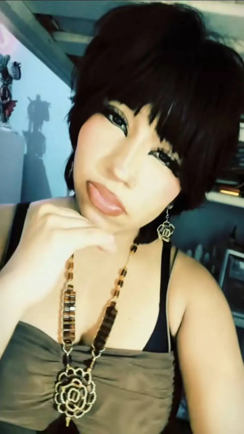 ai character: syn background