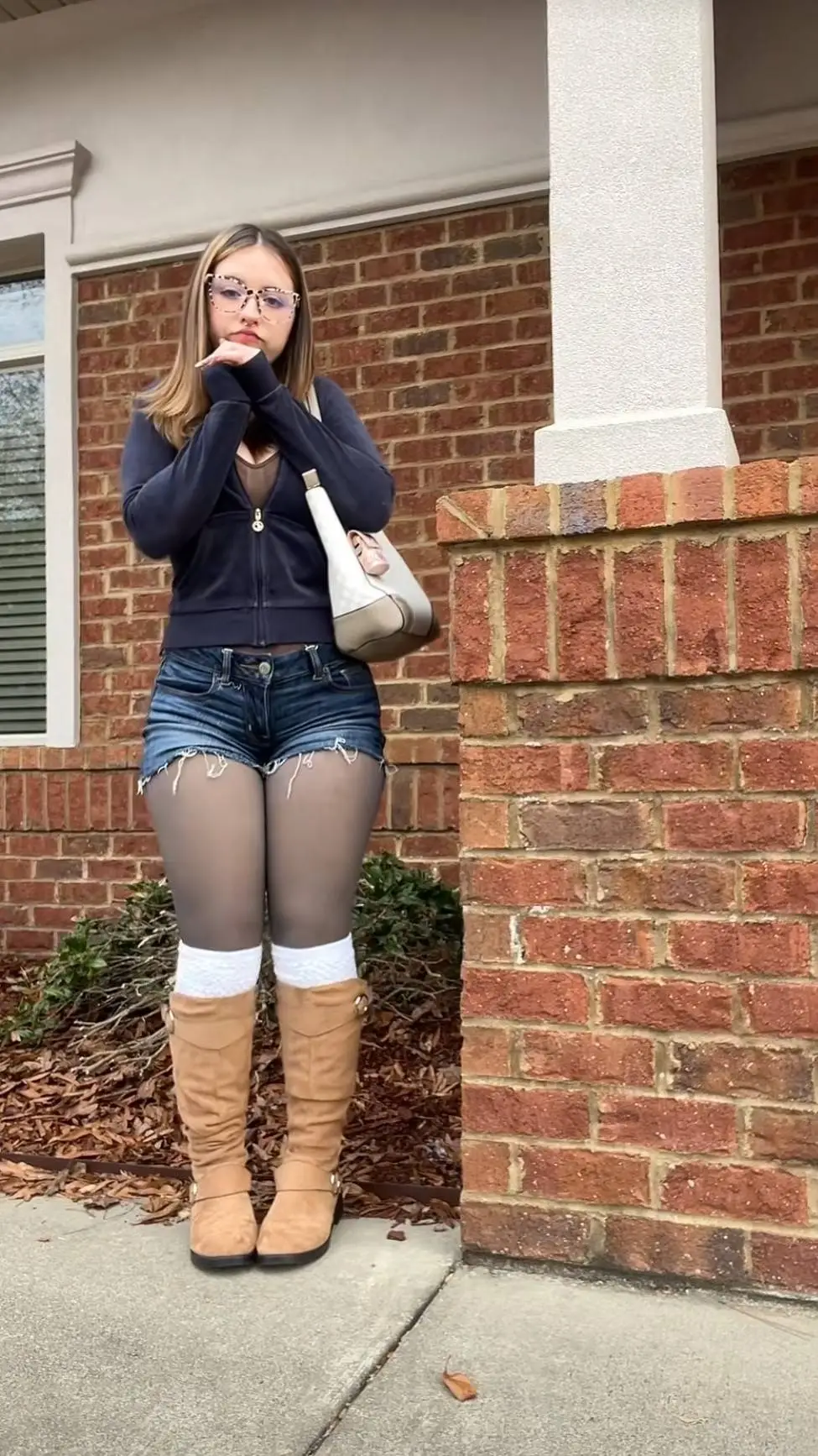 ai character: Feng background