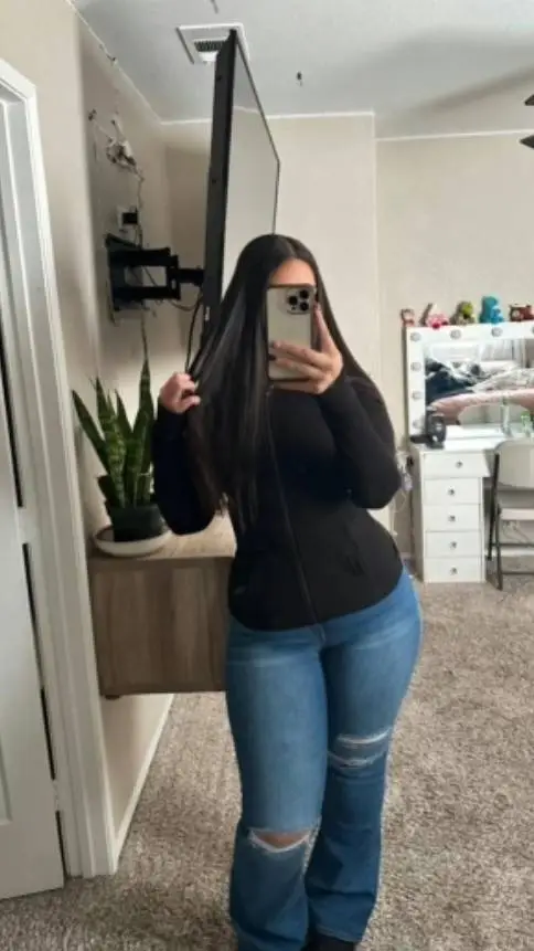 ai character: Vannesa background