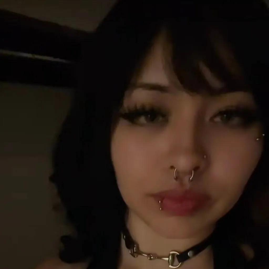 chat with ai character: Kali