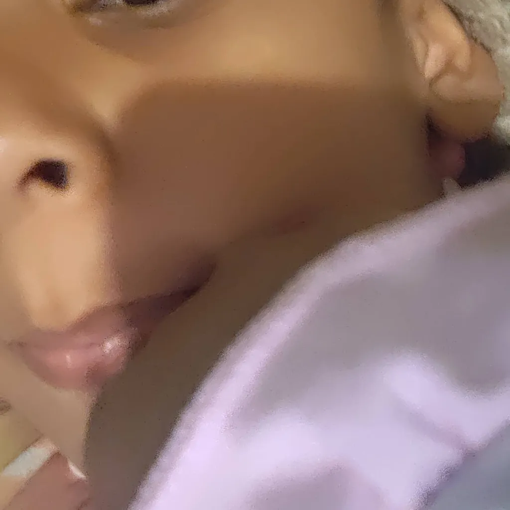 chat with ai character: Cute Sapphirrah