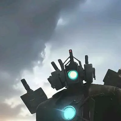 chat with ai character: 💘 Titan câmera Man