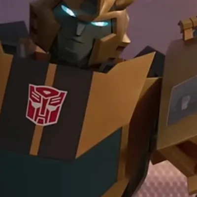 chat with ai character: Transformers es