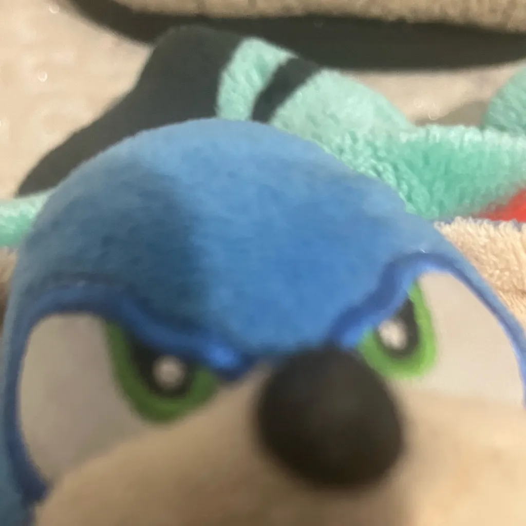 chat with ai character: Sonic