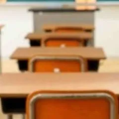 chat with ai character: Classroom