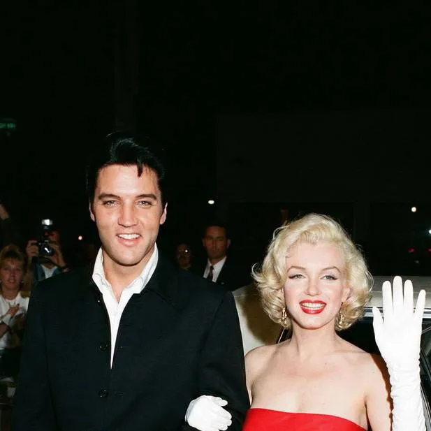 chat with ai character: Elvis x Marilyn 