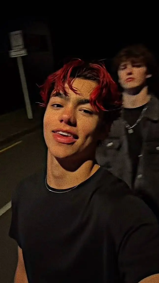 ai character: Malachi Barton background