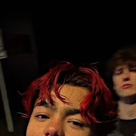 chat with ai character: Malachi Barton