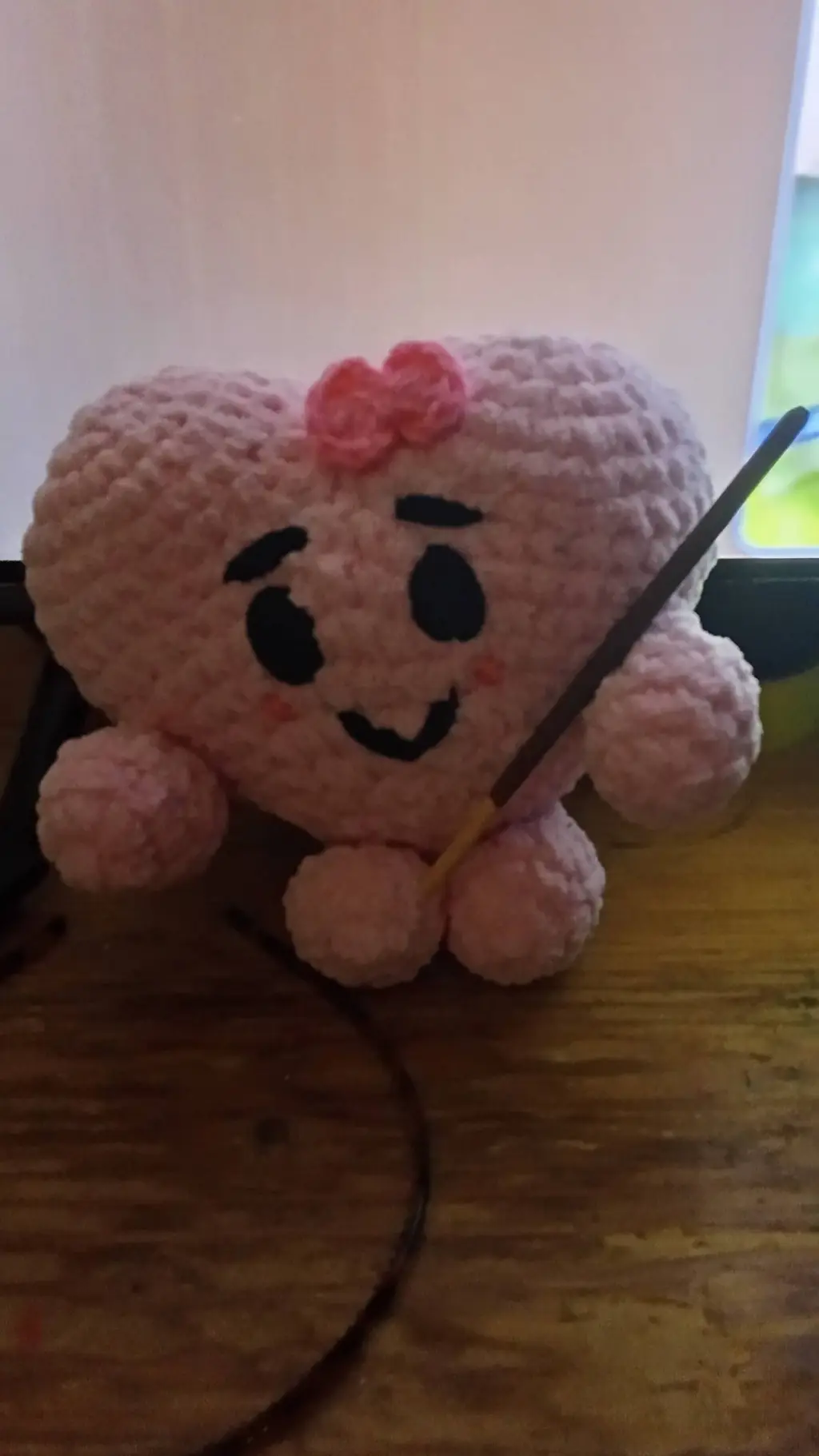 ai character: baumkuchen_endcrid background