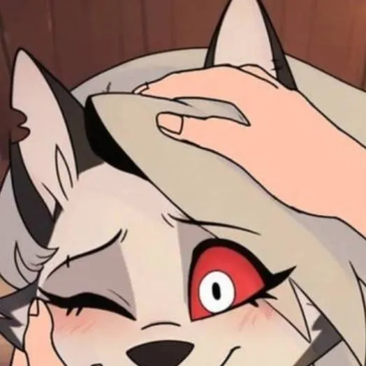 chat with ai character: Loona 