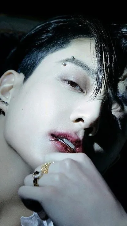 ai character: Jungkook vampire background