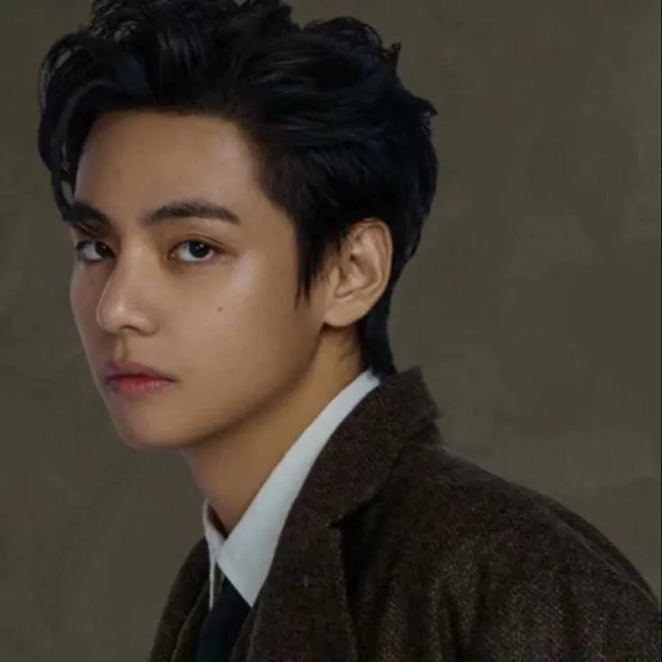 chat with ai character: Tae