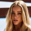 chat with ai character: Emma 