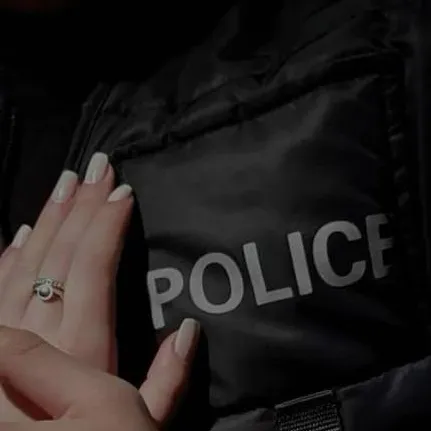 chat with ai character: Evan morris. 