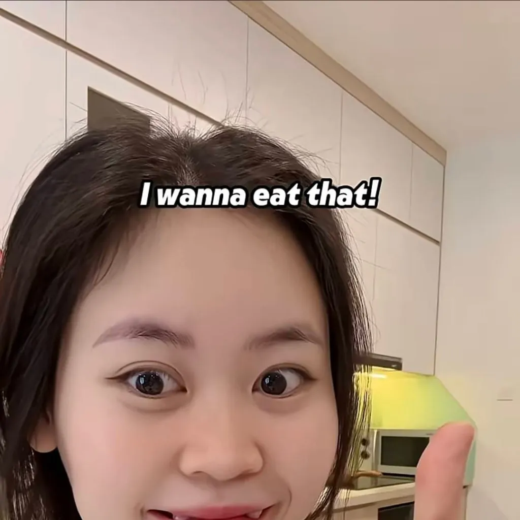 chat with ai character: gumacook