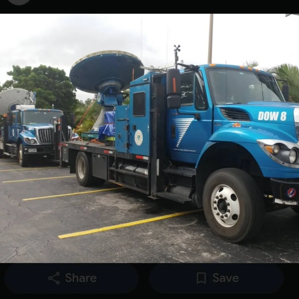 chat with ai character: dow 8 storm truck