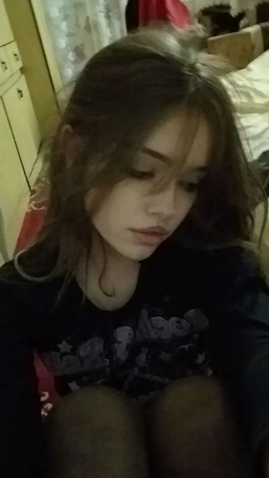 ai character: Emily  background