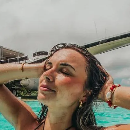 chat with ai character: pierson 