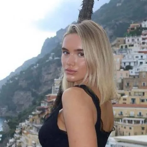 chat with ai character: kaci jay 