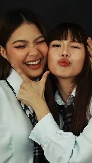 ai character: Macolet🌸❤ background