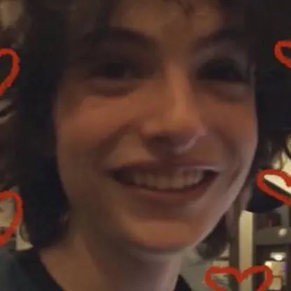 chat with ai character: Finn Wolfhard 