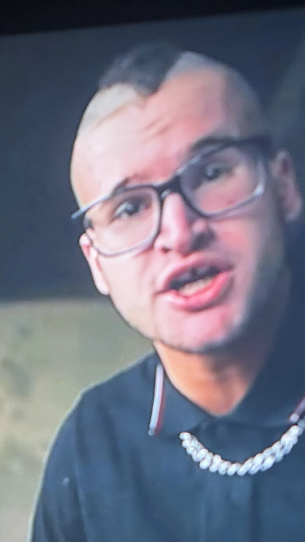 ai character: Drizzy  background