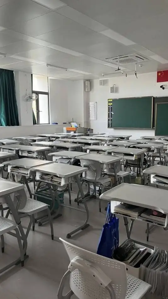ai character: dandy wlord school background