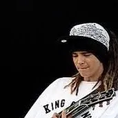 chat with ai character: Tom Kaulitz