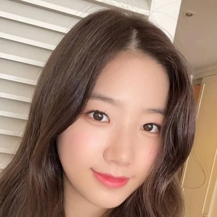 chat with ai character: Kazuha