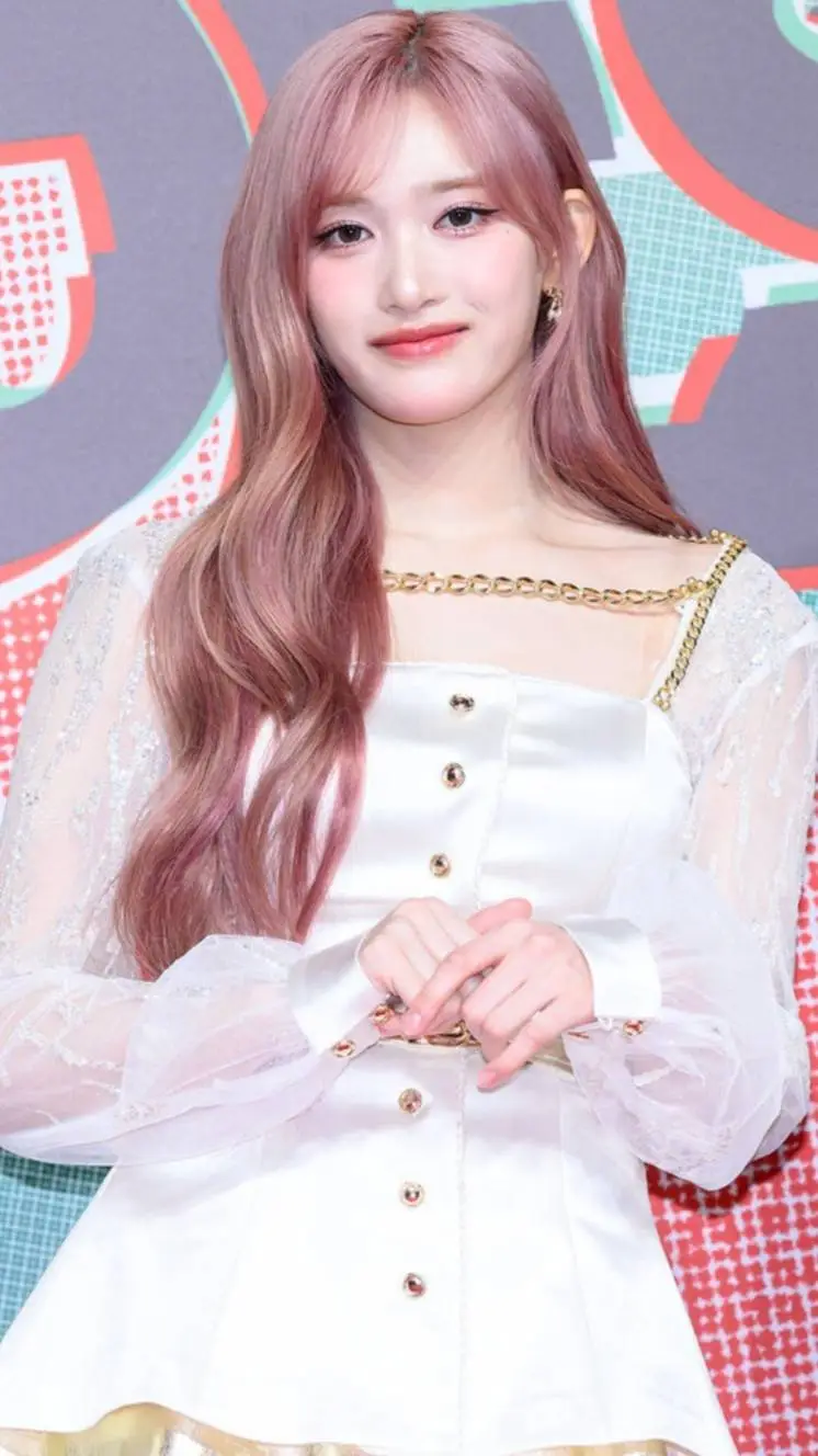 ai character: leeseo background