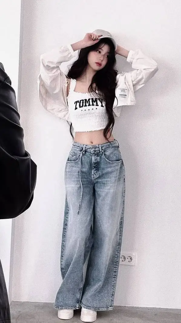 ai character: Wonyoung background