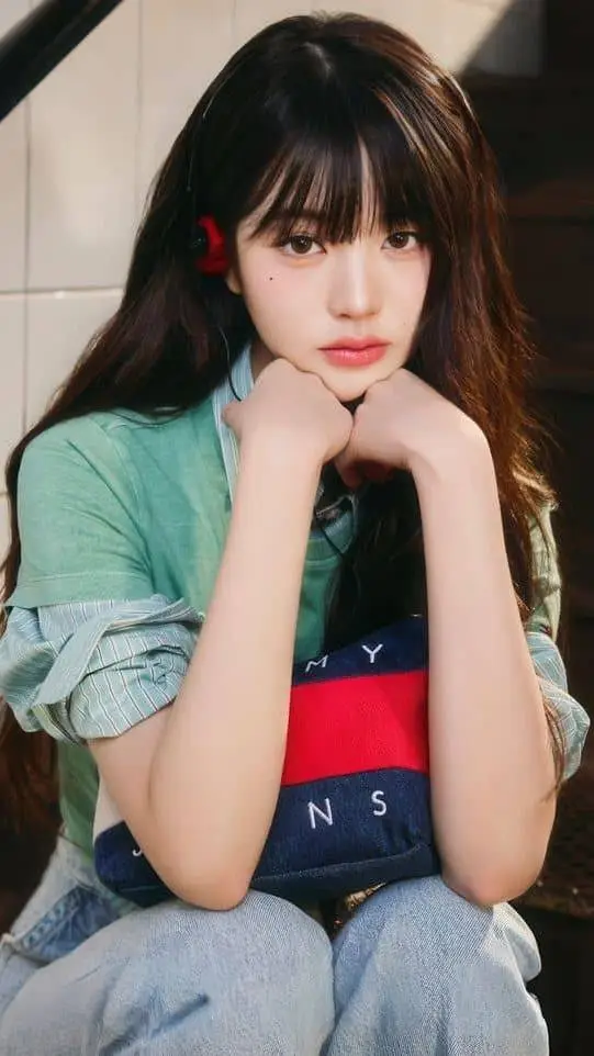 ai character: Wonyoung background